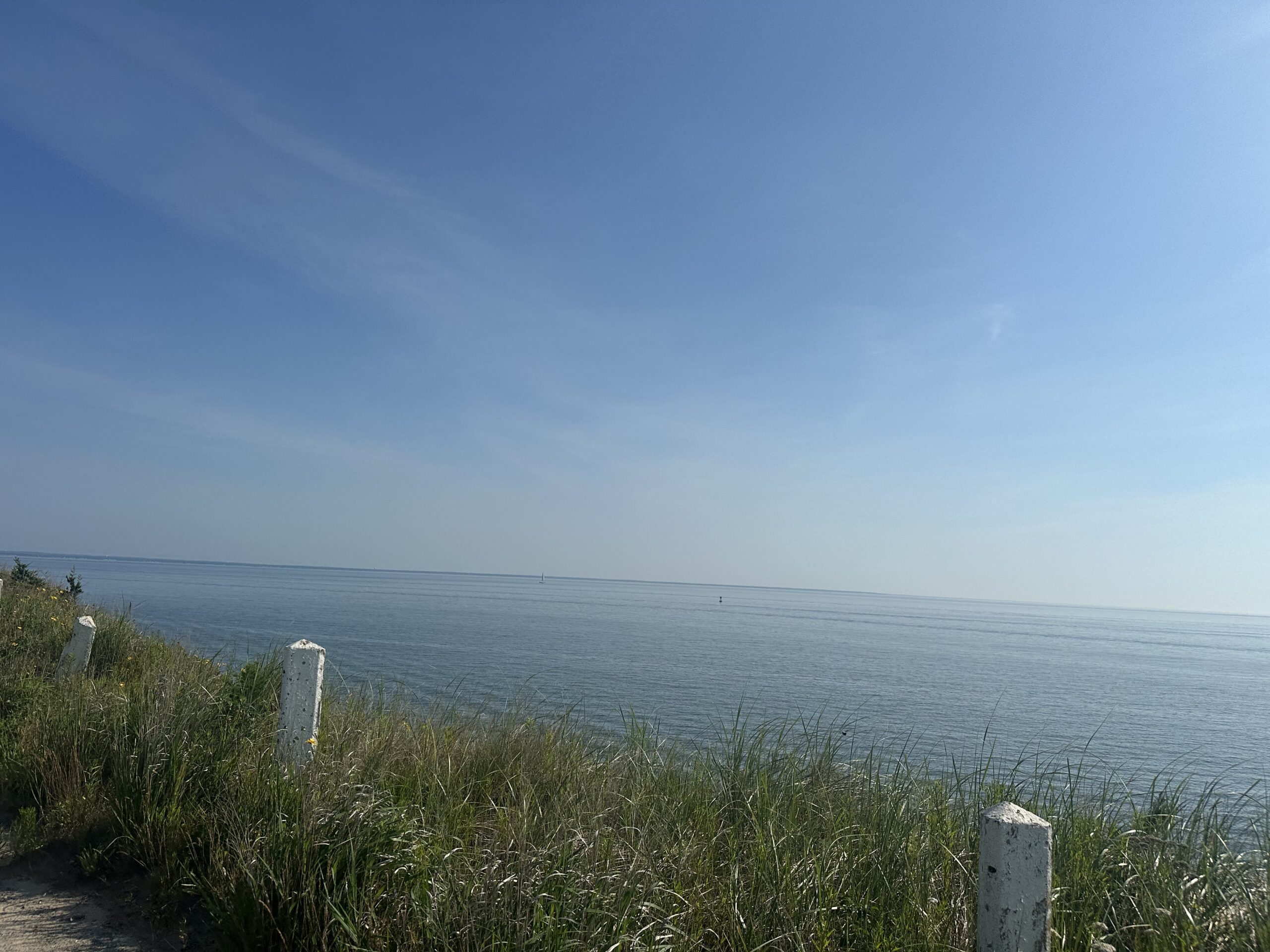 Small Seasonality and Productivity